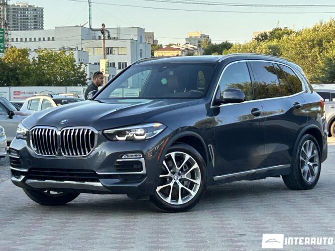 BMW X5 4.5e 37 interauto-car