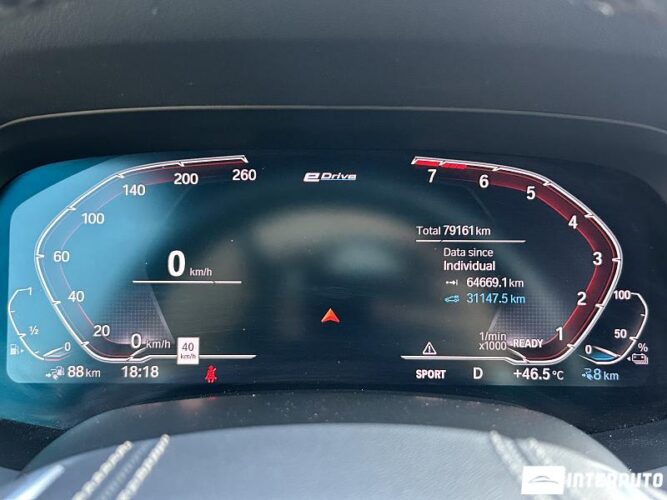 BMW X5 4.5e 50 interauto-car