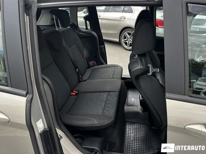 Ford B-MAX 37 interauto-car