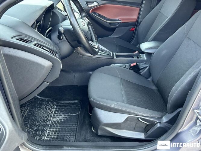 Ford Focus 36 interauto-car