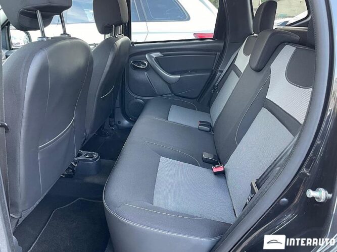 Dacia Duster 44 interauto-car