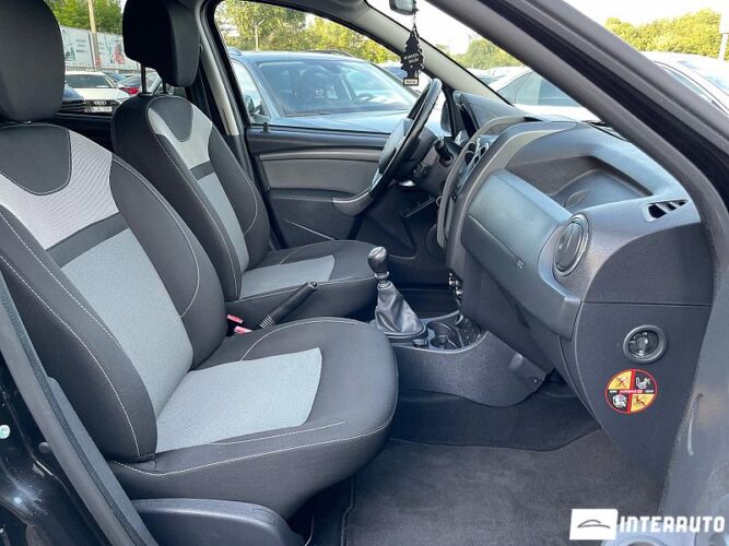 Dacia Duster 42 interauto-car