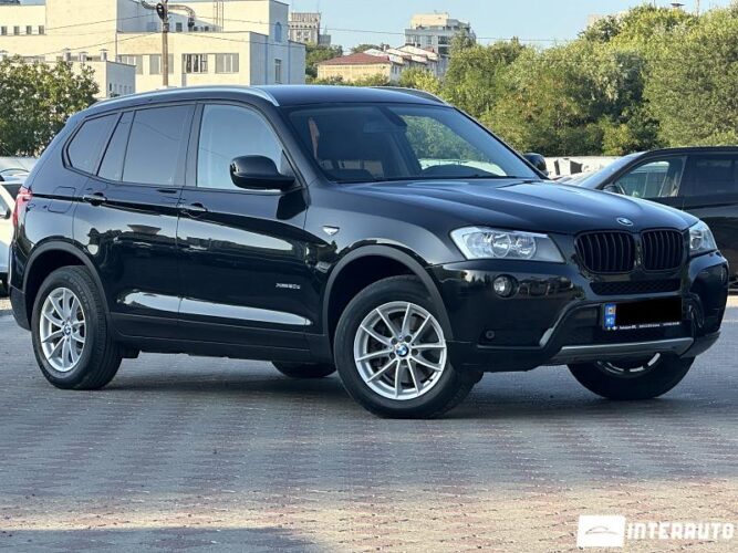 BMW X3 2.0D 31 interauto-car