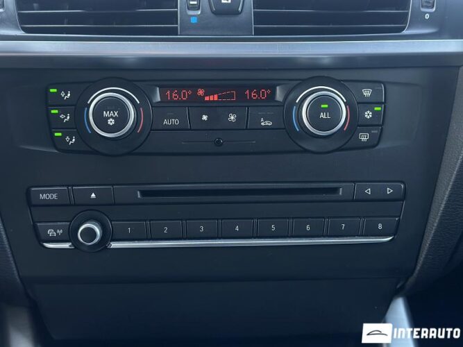BMW X3 2.0D 39 interauto-car