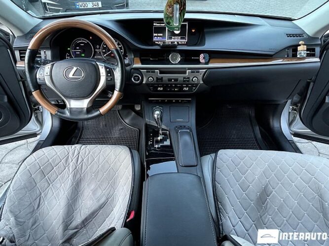 Lexus ES 300h 34 interauto-car
