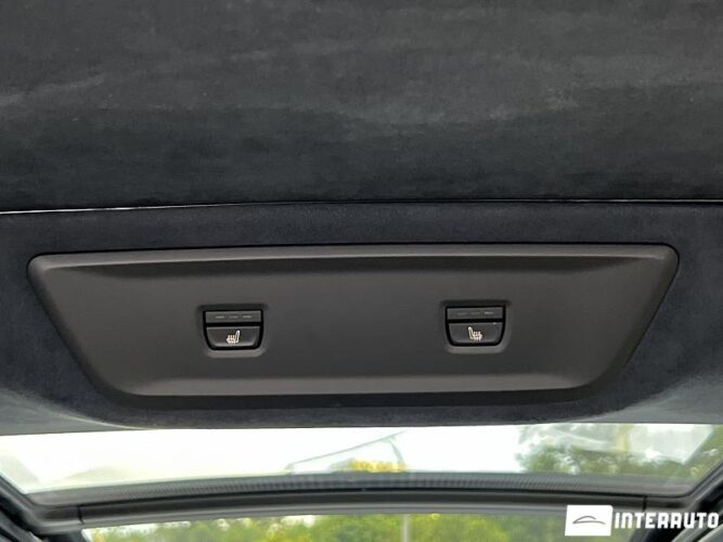 BMW X7 3.0d 63 interauto-car