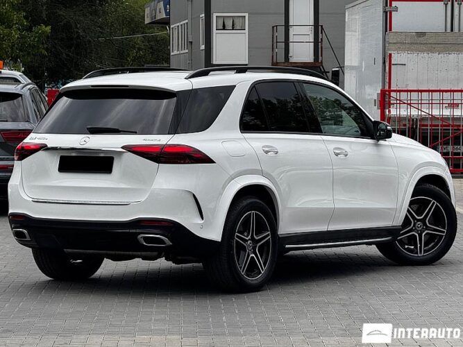 Mercedes GLE 450e Hybrid Plug-In 38 interauto-car