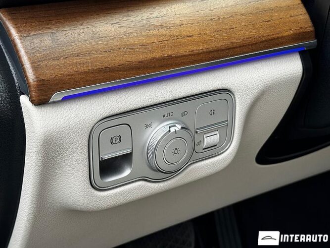 Mercedes GLE 450e Hybrid Plug-In 60 interauto-car