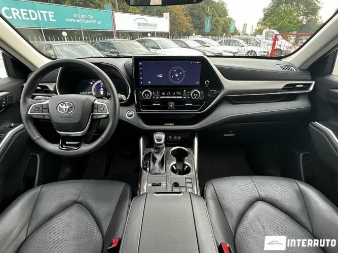 Toyota Highlander 50 interauto-car
