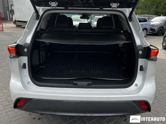 Toyota Highlander 57 interauto-car