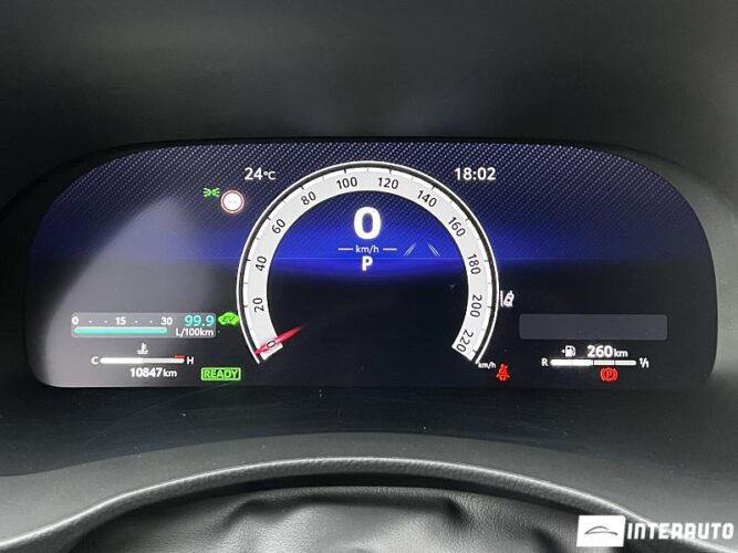 Toyota Highlander 43 interauto-car