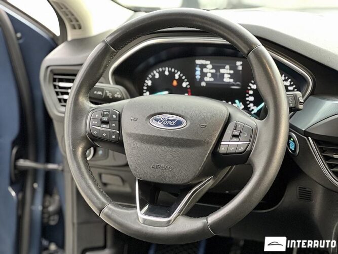 Ford Focus 39 interauto-car