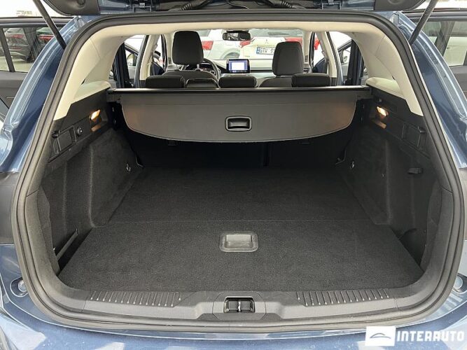 Ford Focus 53 interauto-car