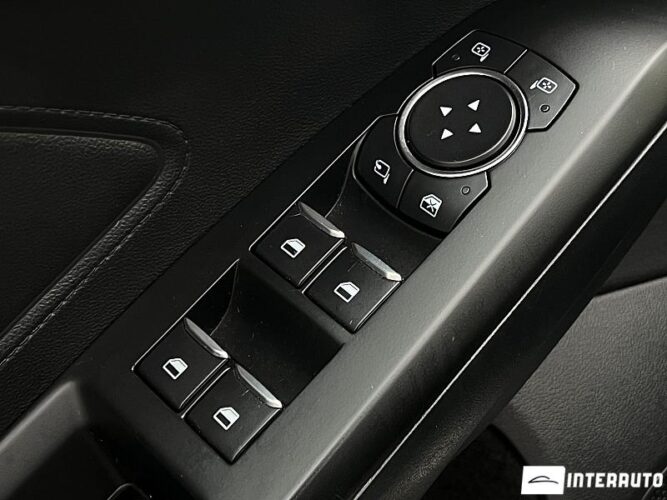 Ford Focus 51 interauto-car