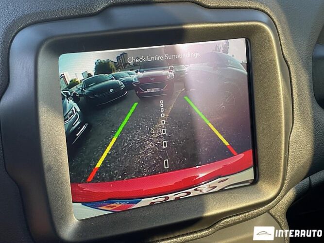 Jeep Renegade 39 interauto-car