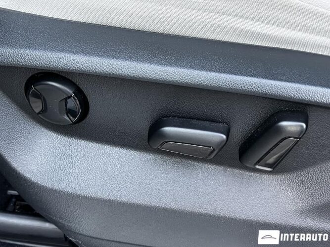 Volkswagen Tiguan 47 interauto-car