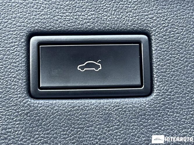 Volkswagen Tiguan 49 interauto-car