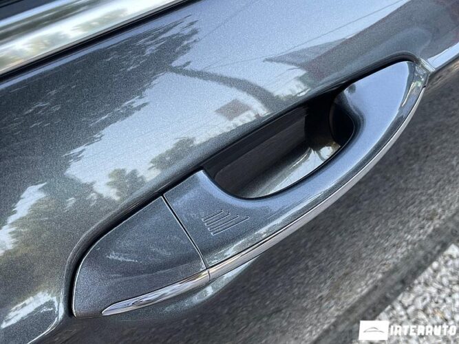 Ford Fusion 37 interauto-car