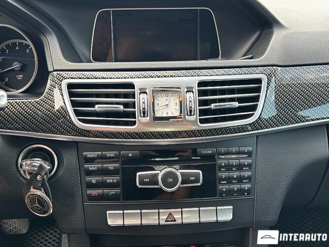 Mercedes E 200 40 interauto-car