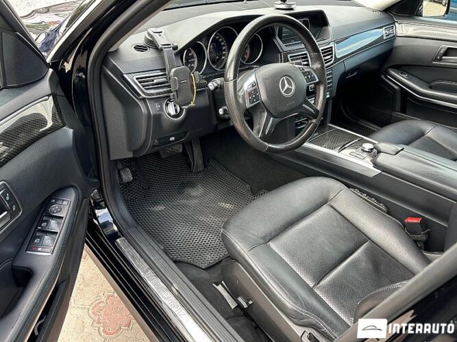 Mercedes E 200 33 interauto-car