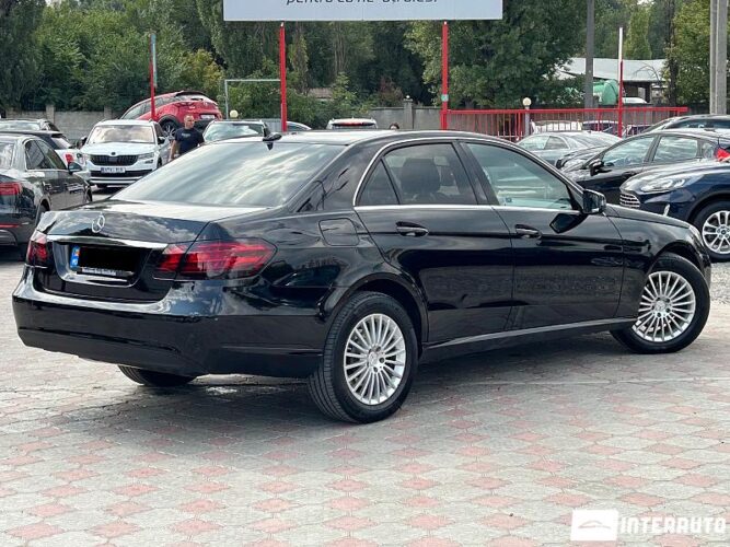 Mercedes E 200 31 interauto-car