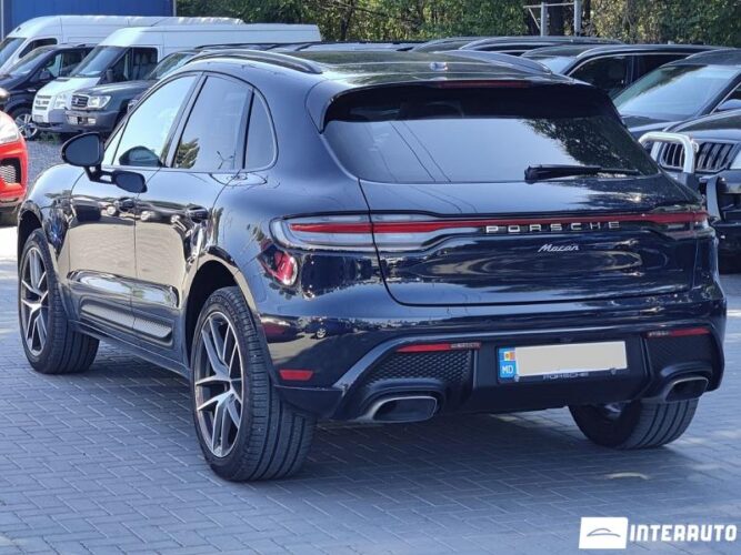 Porsche Macan 36 interauto-car