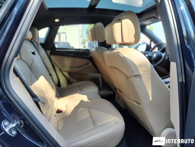 Porsche Macan 41 interauto-car