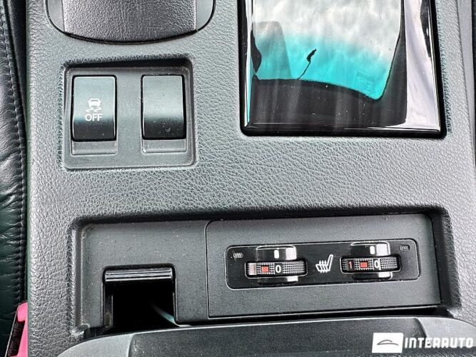 Lexus RX 450h 49 interauto-car