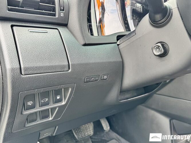 Lexus RX 450h 57 interauto-car