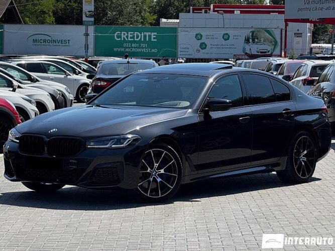 BMW 530e 38 interauto-car