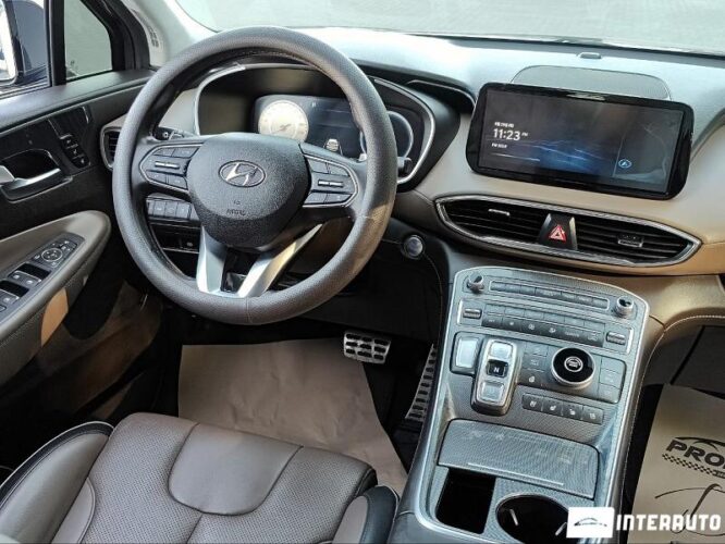 Hyundai Santa Fe 42 interauto-car