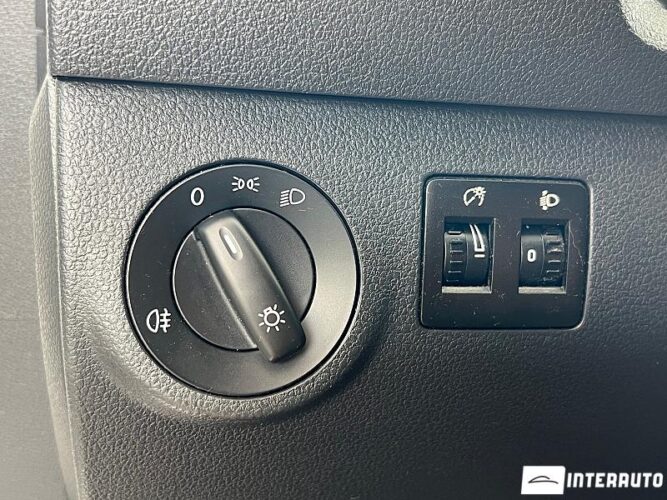 Volkswagen Caddy 33 interauto-car