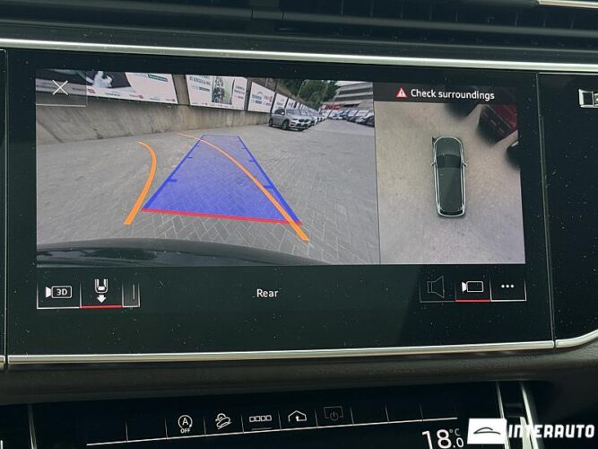 Audi Q7 45 interauto-car