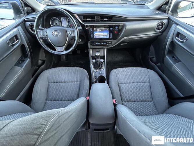 Toyota Corolla 36 interauto-car