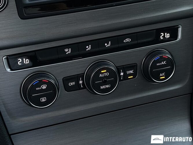 Volkswagen Golf 42 interauto-car