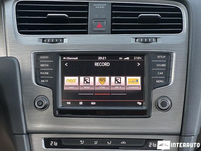 Volkswagen Golf 40 interauto-car