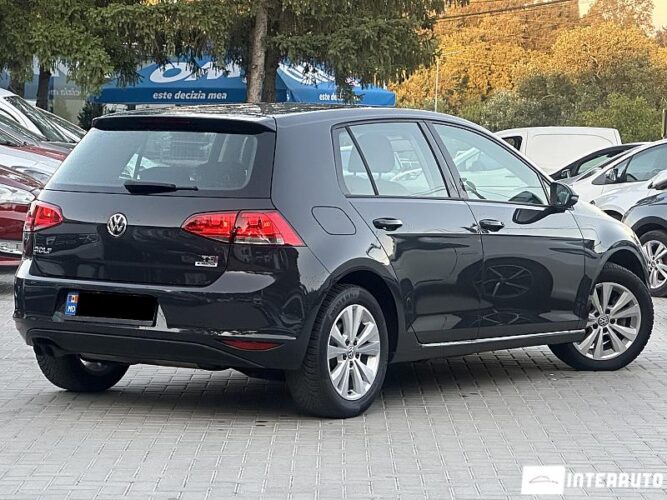Volkswagen Golf 34 interauto-car
