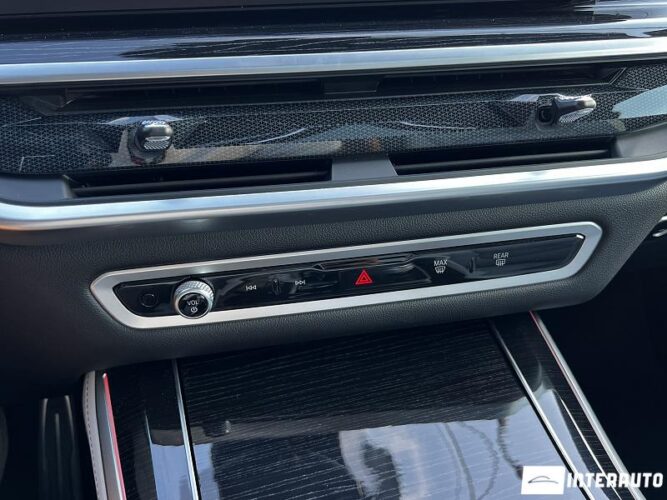 BMW X5 5.0e 50 interauto-car