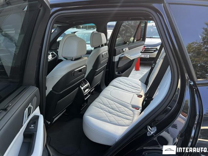 BMW X5 5.0e 43 interauto-car