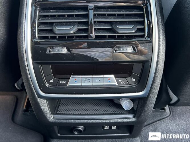 BMW X5 5.0e 63 interauto-car