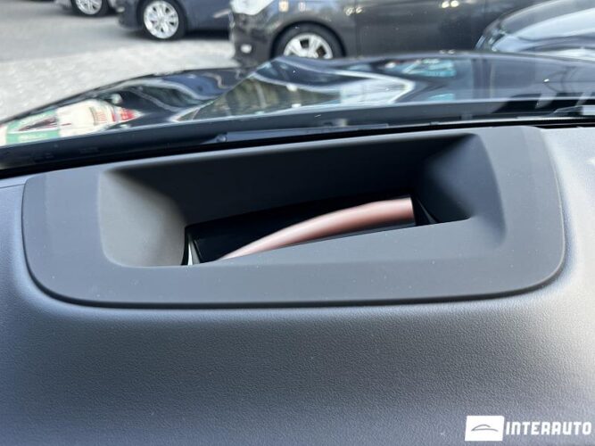 BMW X5 5.0e 60 interauto-car