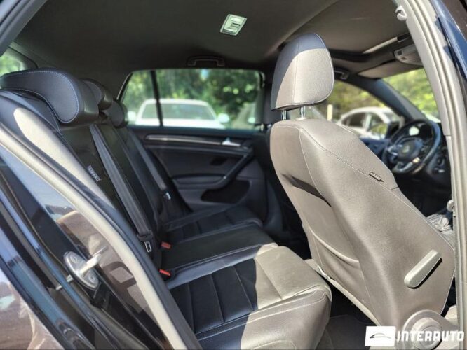 Volkswagen Golf GTE 34 interauto-car