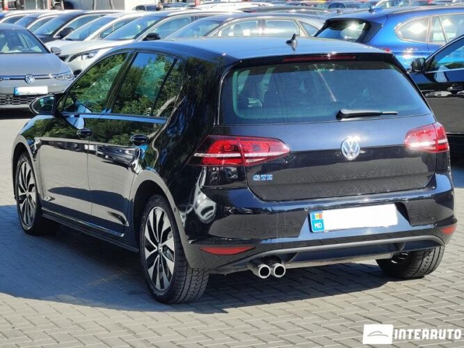 Volkswagen Golf GTE 29 interauto-car