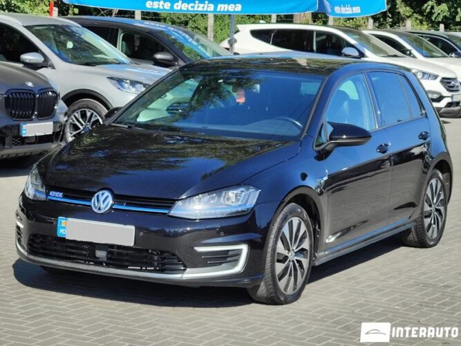 Volkswagen Golf GTE 26 interauto-car