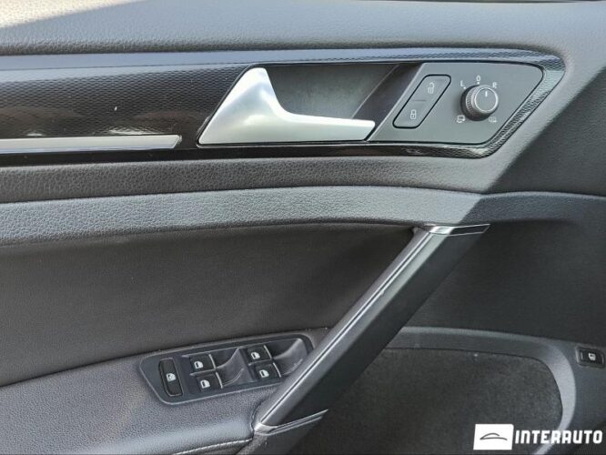 Volkswagen Golf GTE 40 interauto-car