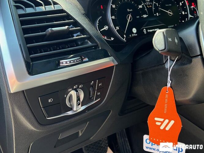 BMW X3 2.0i 43 interauto-car