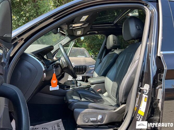 BMW X3 2.0i 41 interauto-car