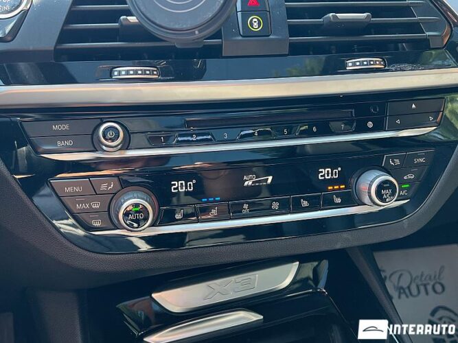 BMW X3 2.0i 55 interauto-car