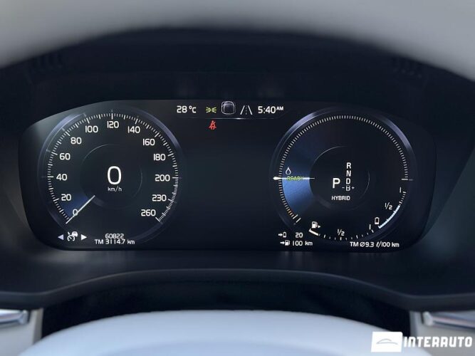 Volvo XC 60 48 interauto-car