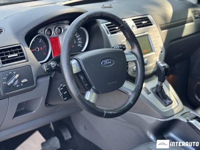 Ford Kuga 40 interauto-car